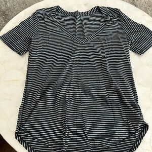 Lululemon Women’s Navy Striped V-Neck T-Shirt